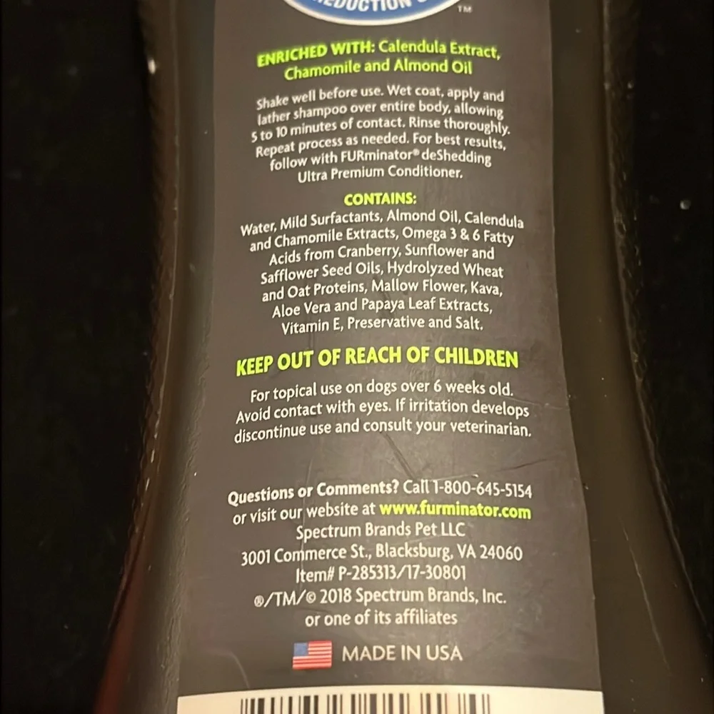 FURminator 1/2 Full Itch Relief Shampoo